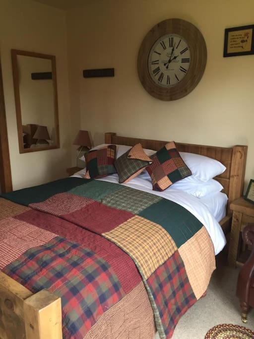 Bumbleberry Cottage Gresford Dış mekan fotoğraf