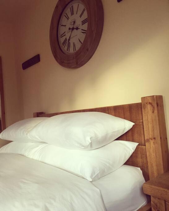Bumbleberry Cottage Gresford Dış mekan fotoğraf