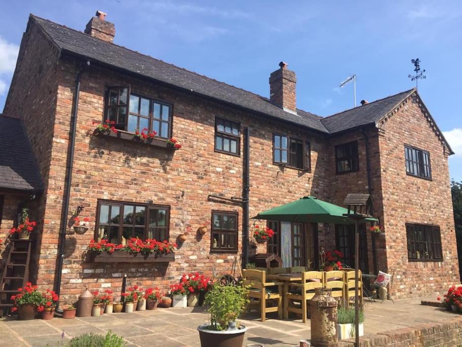 Bumbleberry Cottage Gresford Dış mekan fotoğraf